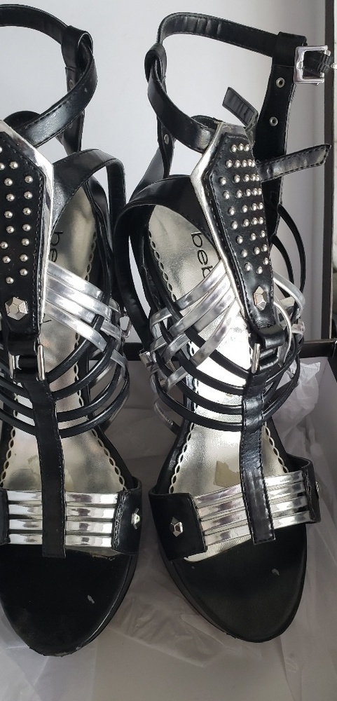 Bebe - Picture 2 of 2